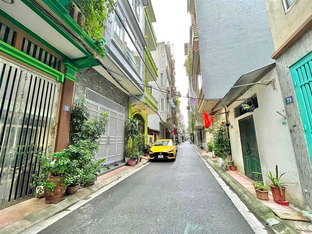 Cần bán nhà nhà phố đào tấn dt 35m2 x7t.mt 6.3m tháng máy ngõ rộng