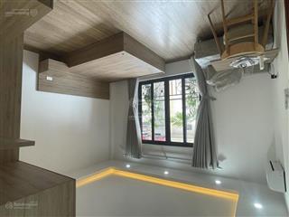 Cần bán nhà mặt ngõ phố duy tân quận cầu giấy dt 50m2 x5t ,mt 4.2 m .ngõ rộng ô tô tránh nhau