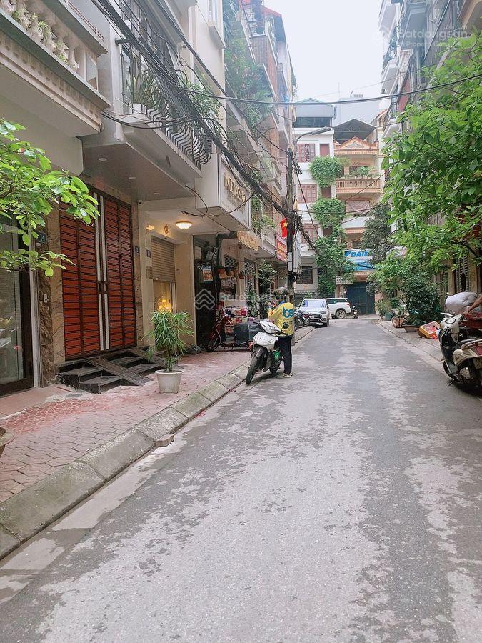 Cần bán nhà phố đội cấn quận ba đình.dt 65m2 x5t , mt8m .3 mặt thoáng ngõ rộng ô tô đỗ cửa