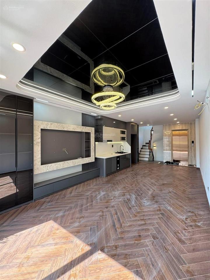 Chính chủ cần bán nhà phố giang văn minh quận ba đình thành phố hà nội dt 60m2 5 tầng, mặt tiền 5m