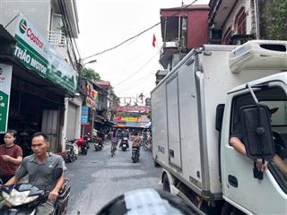 Bán đất thuận tốn, gia lâm  lô đất đẹp, mặt tiền 9.5m, sổ đỏ chính chủ