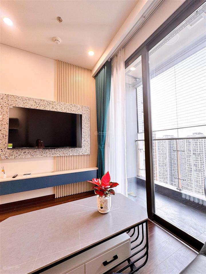 Chính chủ bán 1n+ 41,9m², full nội thất tại masteri west heights giá 3,6 tỷ bao toàn bộ thuế