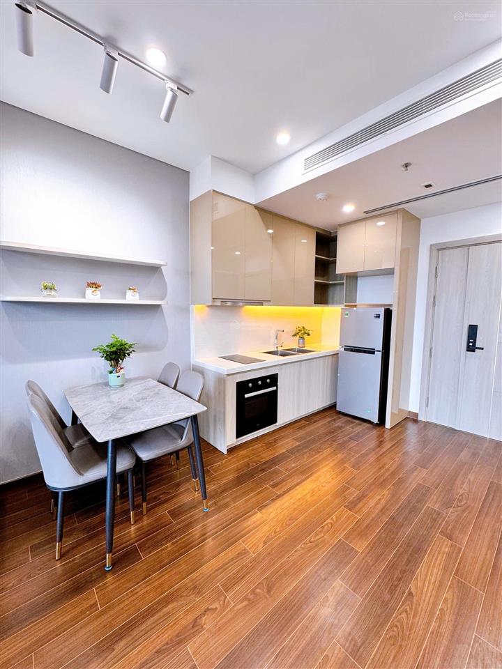 Chính chủ bán 1n+ 41,9m², full nội thất tại masteri west heights giá 3,6 tỷ bao toàn bộ thuế