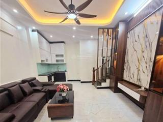 Bán nhà mỹ đình 35m2, 5 tầng, nhà dân xây, ô tô lùi cửa chỉ 6,8 tỷ