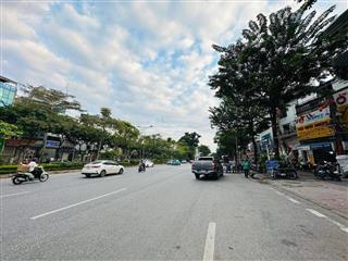 Bán lô đất siêu siêu rẻ cho khách đầu tư căn hộ dịch vụ dt 130m2 ngõ phân lô rộng rãi, gần ôtô