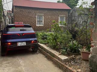 chính chủ cần bán lô đất 42m. tại thọ lộc .phúc thọ. hà nội.
ngõ thông ô tô vào tận