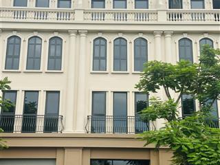 Bán căn shophouse siêu đẹp trục đường 51m