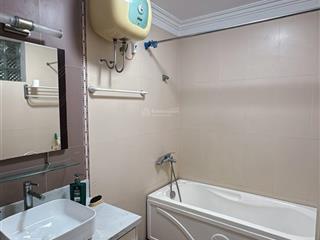 Nhà hoàng ngân  oto ngủ trong nhà  sát phố  ngõ thông kinh doanh  2 mặt thoáng