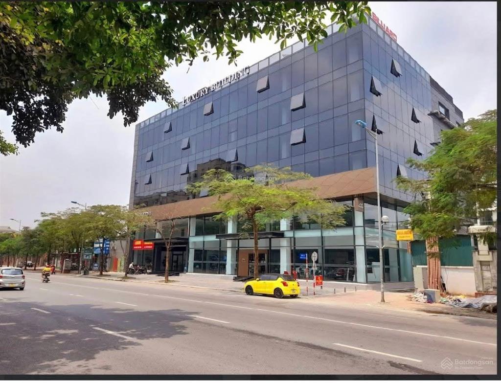 Chính chủ cho thuê mặt bằng làm showroom 450m2 mặt phố võ chí công