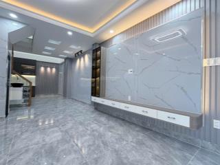 Nhà mới đón tết giá siêu ưu đãi, khu vực an ninh, khu dân trí cao, vị trí siêu thuận lợi.