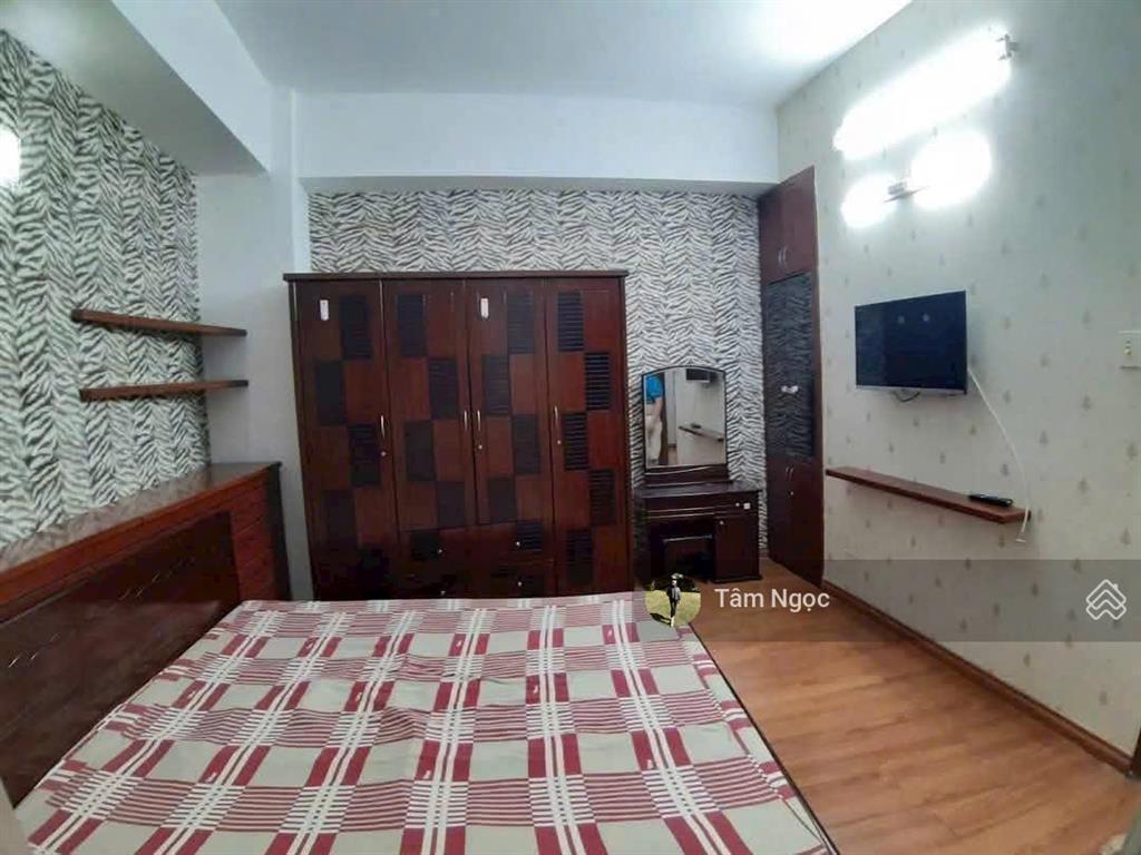 Chủ nhà cần bán gấp cc vạn đô q4  70m2  2pn, 2wc  giá 1 tỷ 820