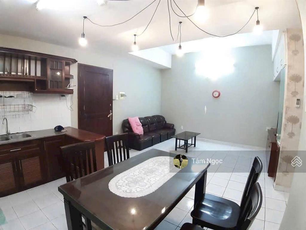 Chủ nhà cần bán gấp cc vạn đô q4  70m2  2pn, 2wc  giá 1 tỷ 820