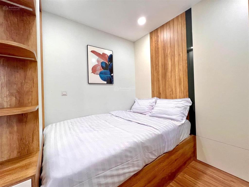 Chủ nhà cần bán gấp cc eco green sg q7  75m2  2pn, 2wc  giá 2 tỷ 310