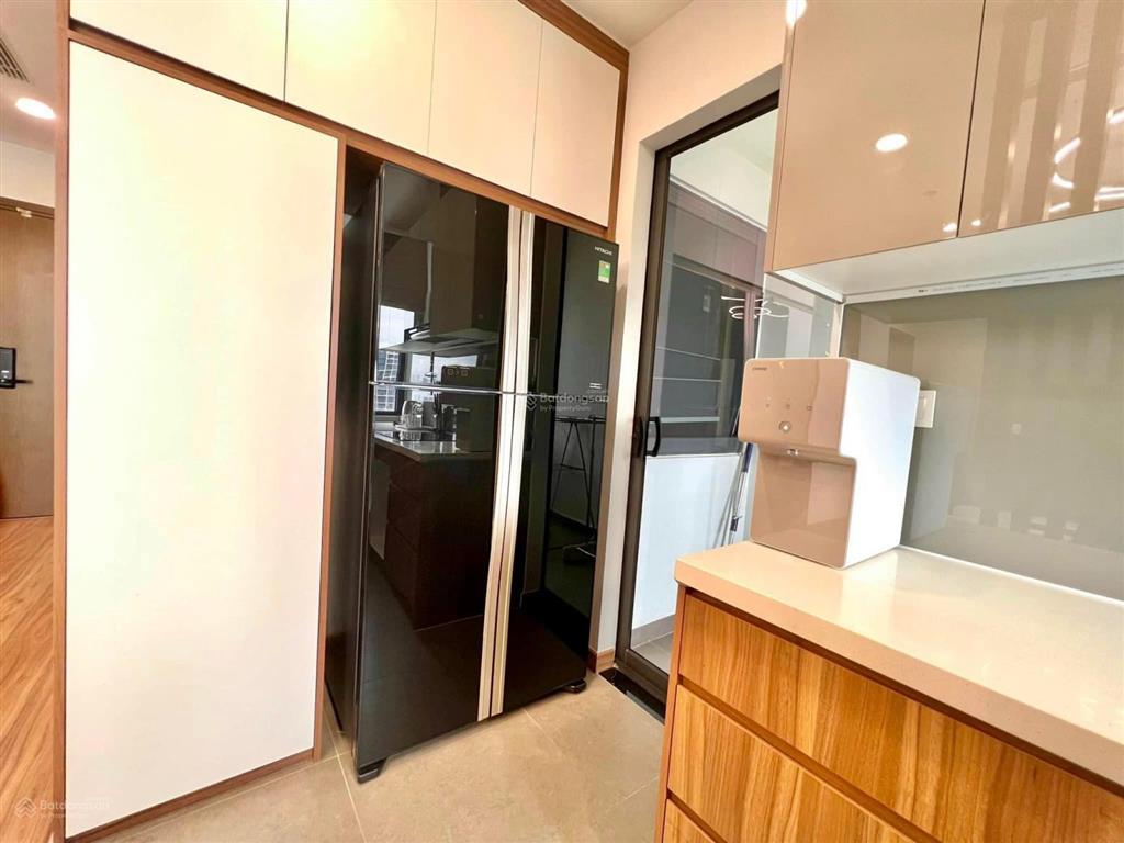 Chủ nhà cần bán gấp cc eco green sg q7  75m2  2pn, 2wc  giá 2 tỷ 310