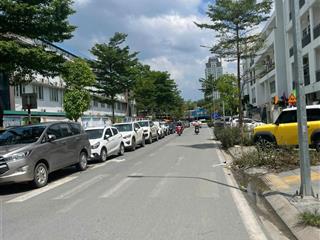 Đất vàng  ô tô tránh đỗ hai mặt ngõ  kinh doanh sầm uất, tiện ích ngập tràn