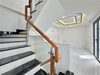 Khu vip hiếm nhà bán  ngay ngã tư phú nhuận  hẻm xe tải 1 bước chân  5pn