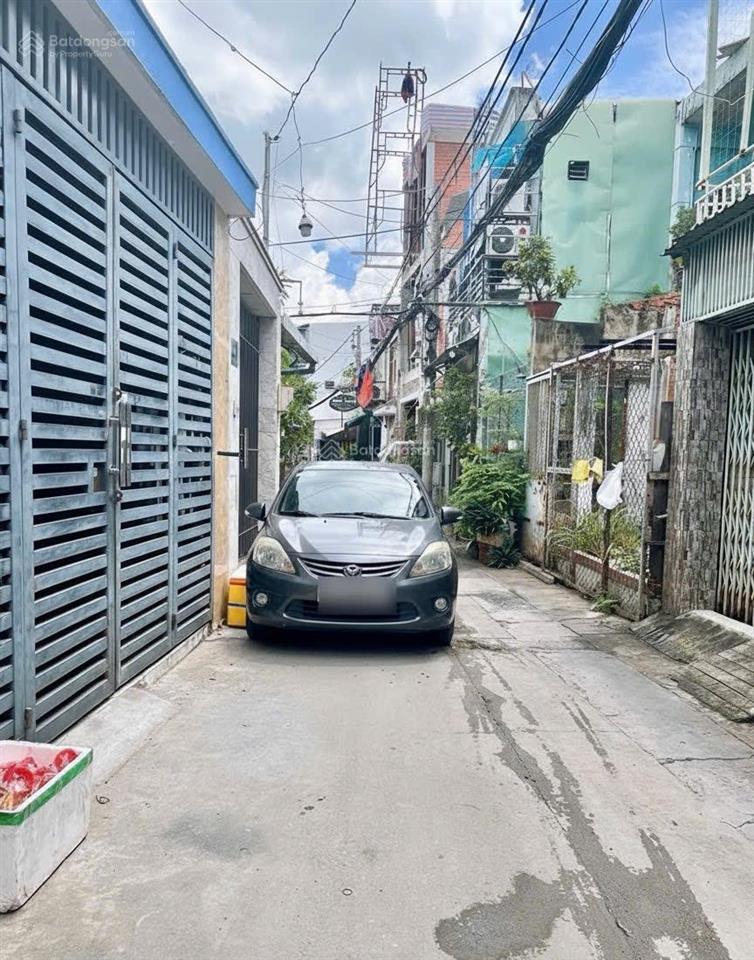 Bán nhà gần chợ cây quéo p.5 phú nhuận cách 1 căn ra mặt tiền, 110m2 dtsd, 4pn chủ gấp trong tuần