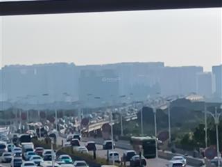 Ngõ ô tô gần đình chùa, 104m2 mặt đường 5m