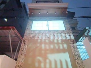 Thạch bàn long biên88m2 ô tô vào nhà