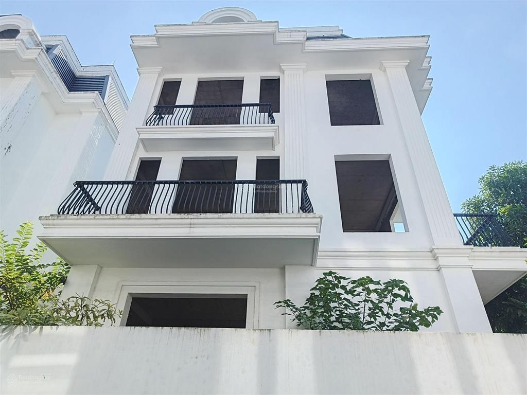 Nhà biệt thự liền kề nam đuống tổng diện tích 175m2 mặt tiền góc 21m, diện tích nhà 50m2 23tỷ