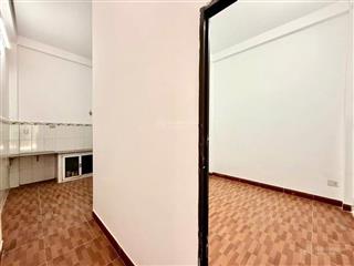 Cho thuê nhà 2 tầng k8/2 huỳnh ngọc huệ, kiệt ô tô, khu khu kinh doanh sầm uất