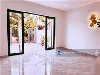 Hiếm! nhà c4 mới keng 100m lô góc mặt tiền sát chợ bình kỳ