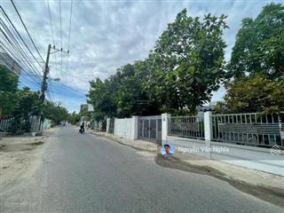 Siêu phẩm hiếm  lô góc mặt tiền bình kỳ kẹp kiệt 4m, giá rẻ hơn đất kiệt