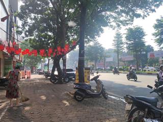 Mặt phố hoàng quốc việt 65m, 2 thoáng, vỉa hè đá bóng, kinh doanh đỉnh  0942 523 ***