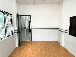 Nhỉnh 4 tỷ cao xuân dục, q8, dt 4 x 12m, có 4 phòng ngủ, 3 tầng mới toanh ở ngay