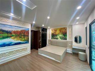 Hot chủ nhà cần vốn kỉ niệm anh chị căn nhà 6 tầng sẵn thang máy, oto đỗ cạnh nhà