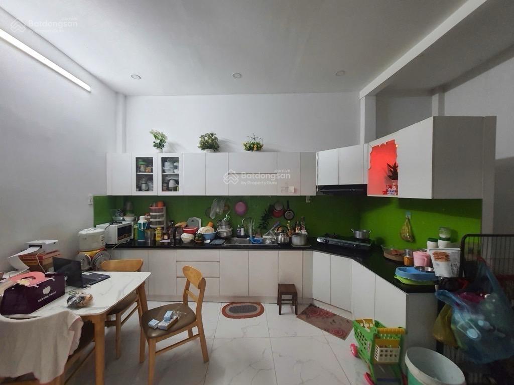 Nhà hẻm xe hơi tám danh quận 4,3x15 nhỉnh 7tỷ