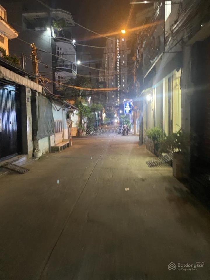 Nhà hẻm xe hơi tám danh quận 4,3x15 nhỉnh 7tỷ