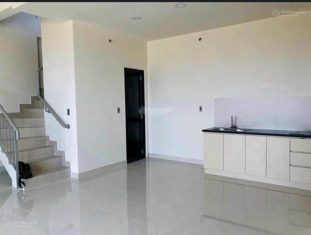 Cho thuê shophouse ehome mặt tiền block a1  b1, waterpoint 7tr