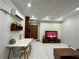Cho thuê căn hộ phúc đạt 5.5tr full nội thất gỗ tự nhiên xịn 2 máy lạnh.