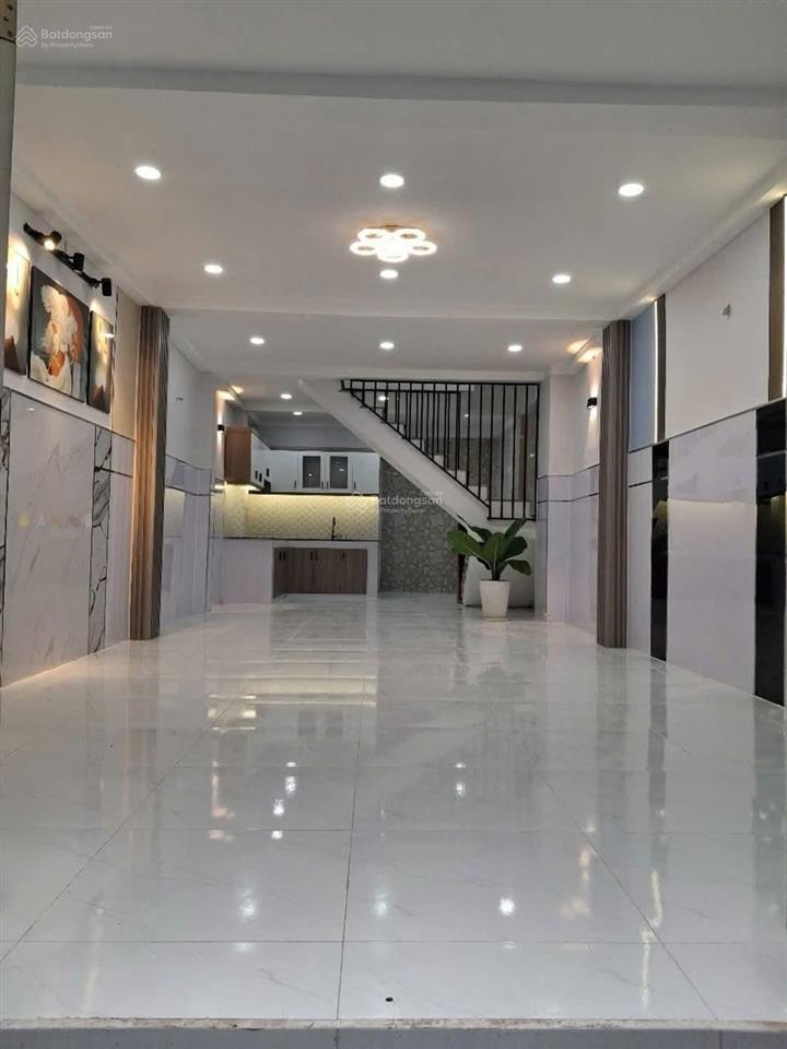 Có ngay nhà 3 tầng 73,1m2, đường xe hơi tận nhà đường tân khaiquận 11 đang cho thuê 21tr