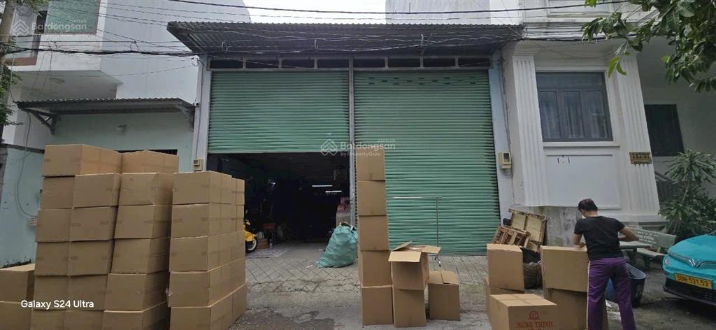 Bán kho 200m2, tỉnh lộ 10, cách tên lửa 200m, cách aeon bình tân 5 phút