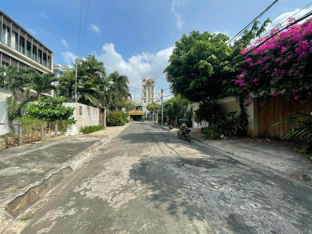 Bán đất lô góc đường số 10, an lạc, tphcm, 226m2.