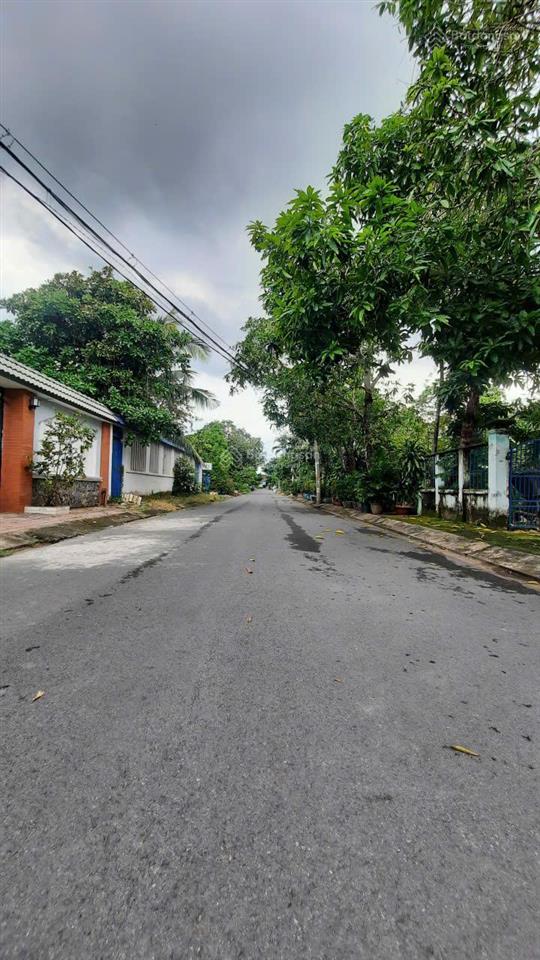 Bán nhà ngay chợ tam thôn hiệp, cần giờ, 190m2, hướng ra sông lòng tàu.