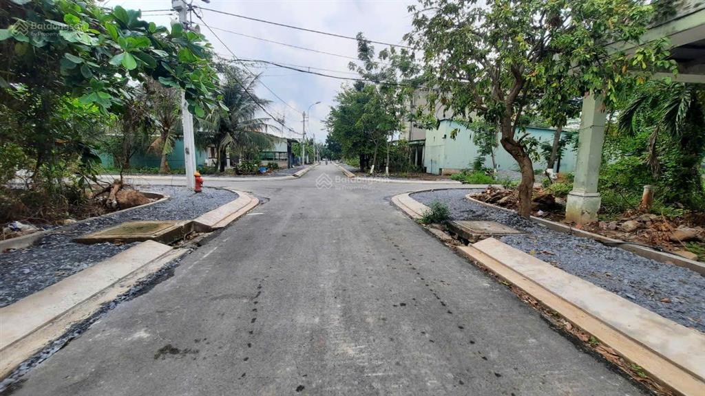 Bán đất lô góc xã tam thôn hiệp, cần giờ, đối diện công viên, 500m2