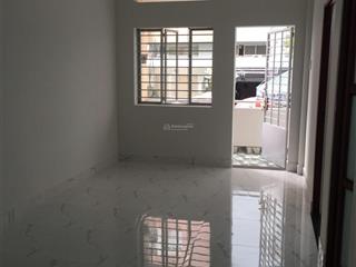 Chuyển về bắc, bán nhanh căn hộ bàu cát 2, 60m2, 2pn, giá 2.69 tỷ