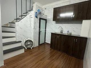 Nhà đẹp giá rẻ  mặt tiền rộng  sáng thoáng ngõ 147 tân mai  hoàng mai
