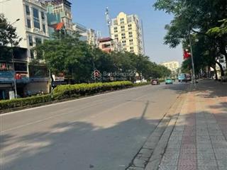 Siêu phẩm mặt phố nguyễn văn cừ  tòa nhà 11 tầng  dòng tiền 365tr/tháng