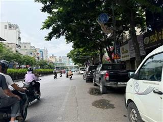 Hàng hiếm  vị trí kim cương trung tâm long biên  mặt phố nguyễn văn cừ