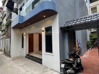 Gia quất  long biên  50m2 nhà 5 tầng  mt 5m  giá chỉ 9 tỷ