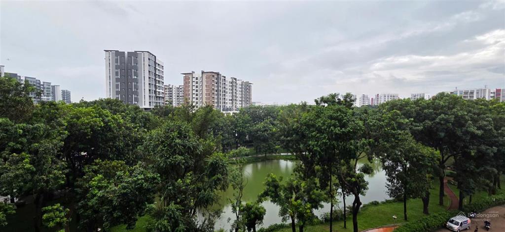 View hồ sinh thái, giá 5.1 tỷ  bán gấp 2pn emerald, full nội thất, sẵn sàng công chứng