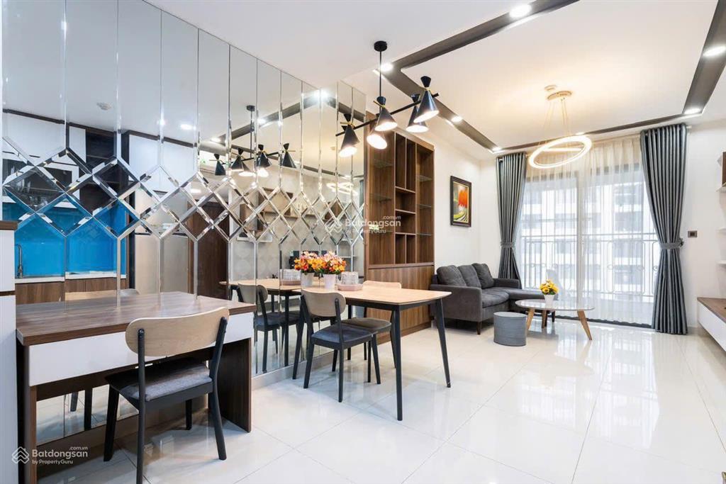 Bán căn hộ hoàng minh giám phú nhuận 115m2,2pn 2wc, full nội thất, sổ hồng, giá 7.5 tỷ, có suất oto