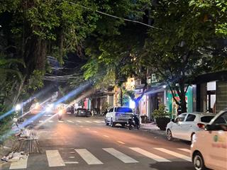 Bánh nhanh nhà mặt tiền lê đôn quy nhơn, gần chợ quang trấn, gần trường học, bệnh viện, ..