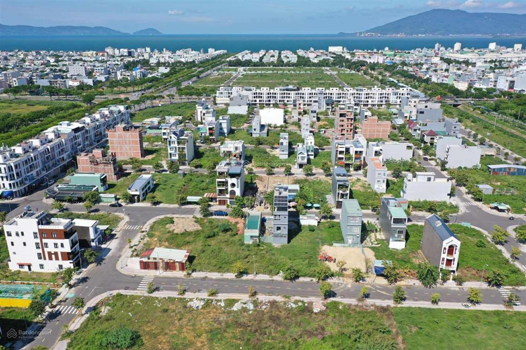 Bán đất gần biển nguyễn tất thành, đà nẵng  đối diện trung tâm hành chính phường hoà khánh