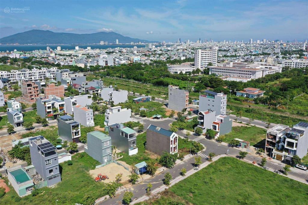 Bán đất gần biển nguyễn tất thành, đà nẵng  đối diện trung tâm hành chính phường hoà khánh