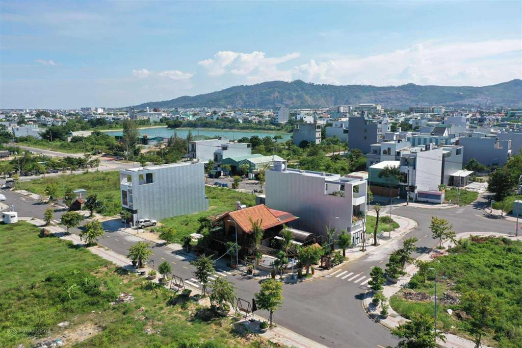 Bán đất đối diện trung tâm quận liên chiểu  gần biển nguyễn tất thành